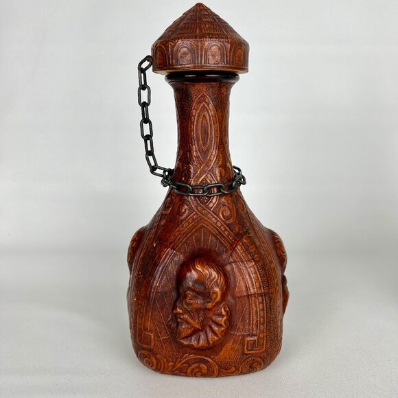 Vintage Jeyre Embossed Leather Don Quixote Decanter Wine Whiskey Spain set of 2 - Picture 2 of 16